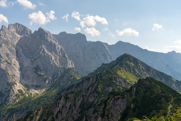 Fototapeta premium Kaiserbachtal Weg zum Stripsenjochhaus