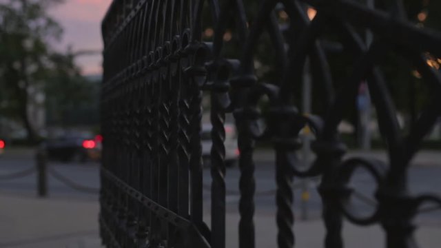 focus pull on a rail in a buisy city