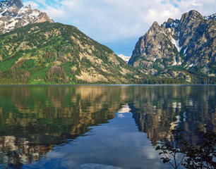 Fototapeta premium Grand Teton and Jenny Lake, Wyoming