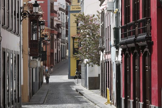Calle Anselmo Perez de Brito, historic town of Santa Cruz de la Palma, La Palma, Canary Islands, Spain, Europe