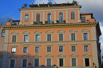 Fototapeta na wymiar Rome, view of historic building in the center of the city.