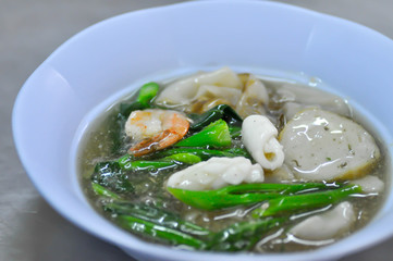 seafood noodle or thai noodle