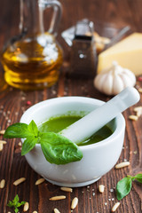 Basil pesto preparation