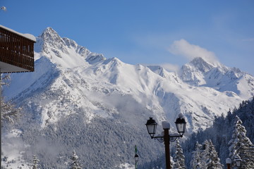 Montagne et couverture de neige