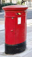  Close up of a traditional London street mail box