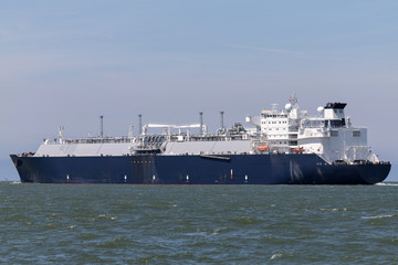 LNG carrier outbound Rotterdam © Björn Wylezich