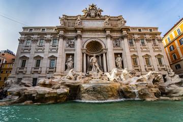 Fototapeta na wymiar Trevi Fountain during day