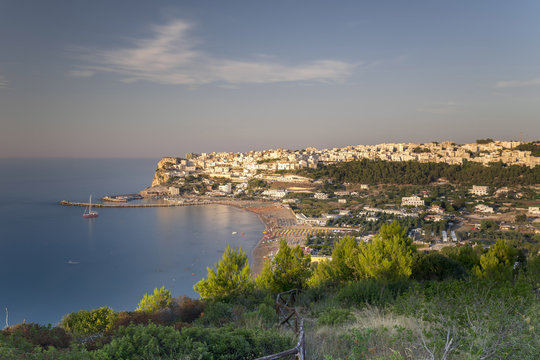 Italy, Apulia, Puglia. Foggia district, Gargano. Peschici.