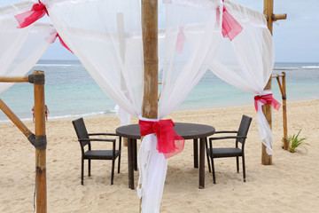 Fototapeta na wymiar Tropical beach wedding concept