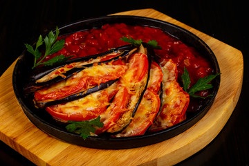 Baked eggplant with tomato