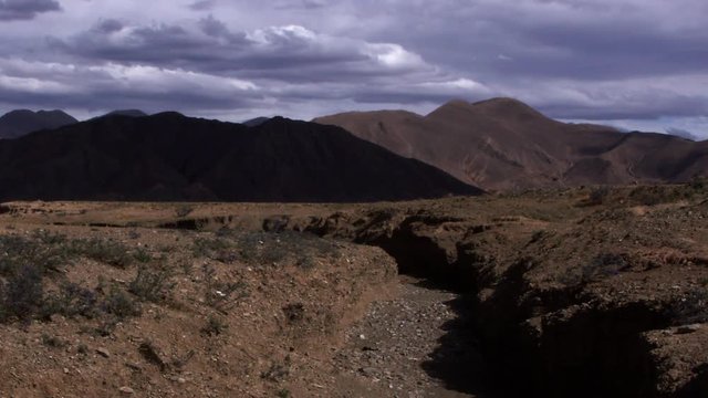 Timelapse of dry riverbeds Tibet