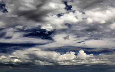 Fototapeta premium Cloudy sky