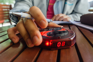 Buzzer Wireless Queue Calling  for Restaurants or coffee cafe.