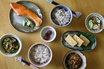 和食の朝食