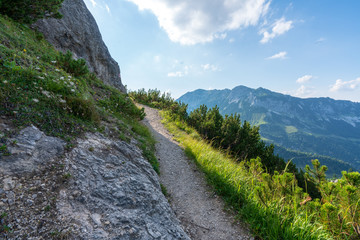 Obraz premium Kaiserbachtal Weg zum Stripsenjochhaus