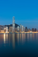 Obraz na płótnie Canvas Hongkong's bustling urban skyline