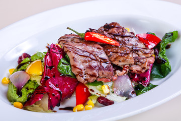 Grilled pork with vegetables