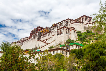 Fototapeta na wymiar Potala Palace, Lhasa, China Tibet