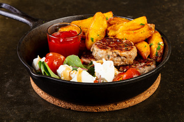 Chicken cutlet with potato