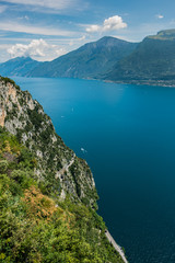 Fototapeta na wymiar Lago di garda