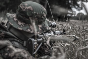 Aiming © Cieniu