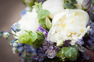 Obraz na płótnie Canvas Wedding bouquet of flowers on a white background