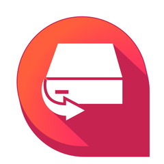 ikona z długim cieniem na tle strzałki pinezki