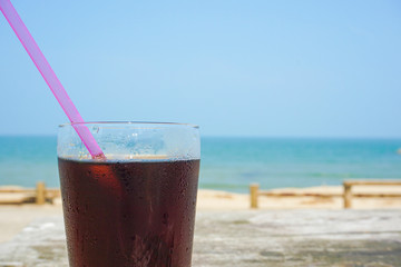 Iced coffee to drink on the beach. ビーチで飲むアイスコーヒー
