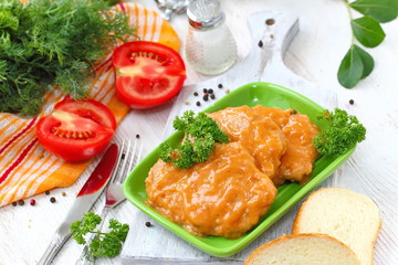 Meat stake stew with tomato sauce