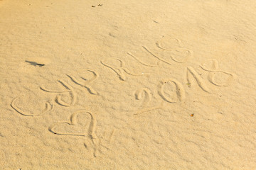 Надпись на песке Кипр люблю 2018