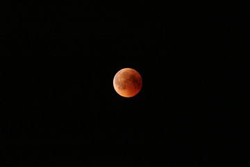 Blutmond zur Mondfinsternis