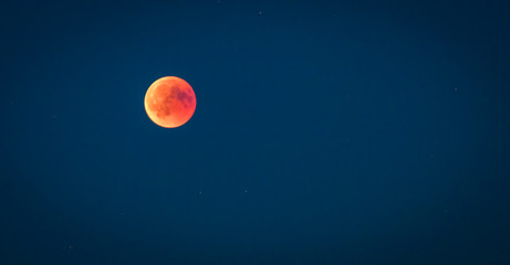 Bloodmoon in Holland