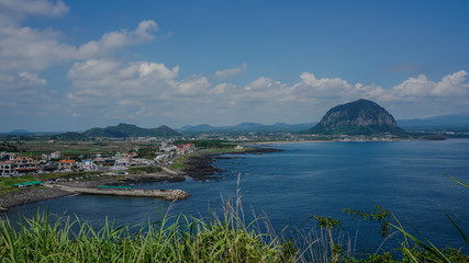 Obraz premium Jujudo is one of the most popular sites because of warm, fresh air, splendid sceneries, First of all, peoples are generous. The harmony of mountain and sea get abreast of other foreign tourist spots.