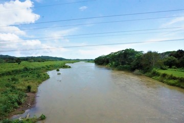 View from the crocodile bridge on the river Tarcoles