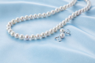 真珠のアクセサリー