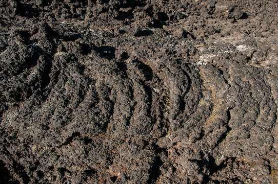 Detalhe de lava solidificada no sistema vulcânico Krafla, na Islândia