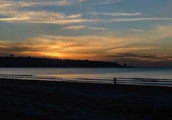 Fototapeta na wymiar Sunset at the beach Streetlight