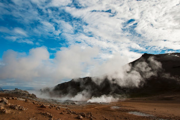 Krafla é um sistema vulcânico com um diâmetro de aproximadamente 20 quilometros situado na região de Mývatn, norte da Islândia