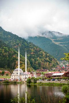 Uzungol lake view &ndash; TURKEY - TRABZON - Long lake - view of the mountains and lake in Trabzon