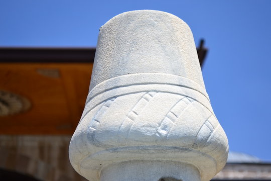 Mezar Taşı