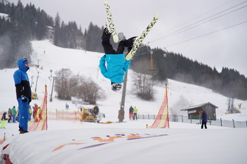 Jumping into Airbag