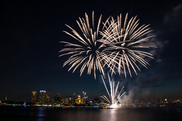 The July 4th firework over  Philadelphia skylines