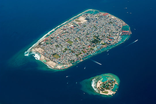 Aerial photograph of Mal&eacute;, capital island of Maldives