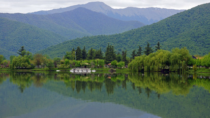 Naklejka na ściany i meble Georgia, Alazani Valley, Lopota Lake