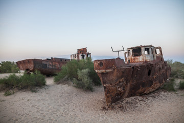 Fototapeta na wymiar Rusty ships in Moynaq, Uzbekistan