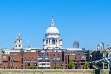 St. Paul's cathedral (view from the riverside)