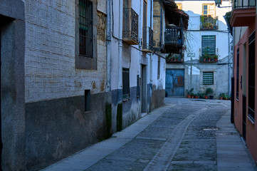 Fototapeta premium Typical village street in the Castilian plateau of Spain. La Vera, Cáceres.