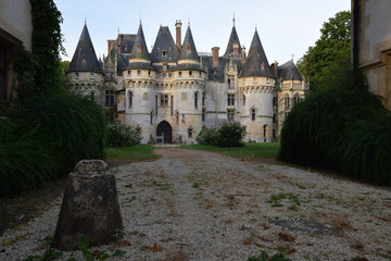 chateau