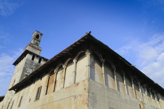castello visconteo a cusago in lombardia in italia
