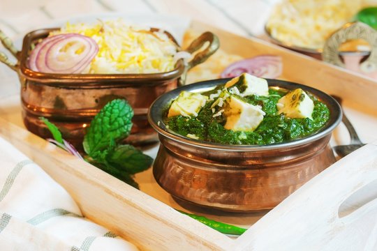 Palak Paneer / Spinach Cottage cheese curry with rice and Roti